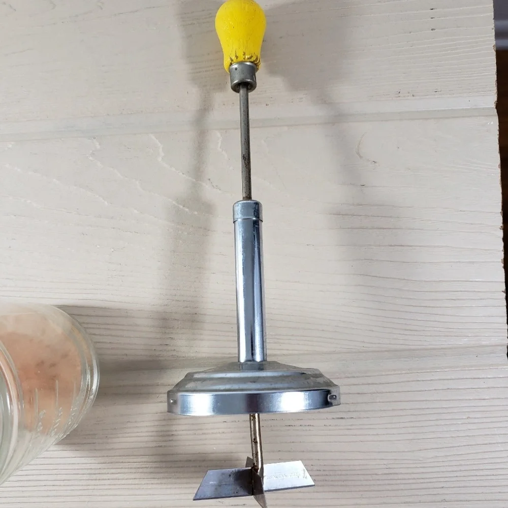 Atlas Vintage Glass Chopper 5393